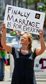 „Nareszcie ślub jest dla każdego”, cieszą się uczestnicy dorocznego Festiwalu Gejów i Lesbijek w Kalifornii 