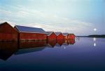 Osiedle na jeziorze Saimaa, koło Savonlinna we wschodniej Finlandii 