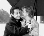 Angela Merkel i Nicolas Sarkozy uważają, że porażka traktatu lizbońskiego zagrozi najbardziej żywotnym interesom ich krajów