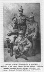 Żydzi, żołnierze I Brygady Legionów. Od lewej: Leopold Gottlieb, nieznanego imienia Oberhard, Ignacy Schrage i (w śroku, u dołu) Emanuel Buxbaum 