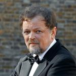 Nikołaj Demidenko: choć koncertuje na całym świecie, ściśle współpracuje z filharmonią w Petersburgu