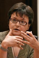 Agnieszka Chłoń-Domińczak jest odpowiedzialna w Ministerstwie Pracy za projekty ustaw, które regulują wypłatę emerytur z II filaru