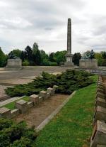 Przy ul. Żwirki i Wigury leżą  szczątki 21,5 tys. osób 