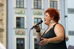 Lora Szafran potrafi nadać nowy wymiar piosenkom z Kabaretu Starszych Panów