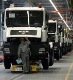 Nawet najnowsza w Europie fabryka samochodów ciężarowych  w podkrakowskich Niepołomicach zmniejszy zatrudnienie  z powodu malejącego zapotrzebowania na pojazdy 