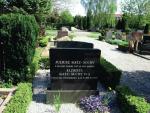 Grób na cmentarzu Żydowskim w Kopenhadze profesora prawa UW Juliusza Katza-Suchego 