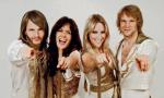 To nie ABBA! To Music of ABBA, muzycy, którzy odtwarzają koncerty szwedzkiej legendy.  Stała się ona jeszcze bardziej popularna dzięki ekranizacji musicalu „Mamma Mia!”            