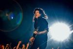 Brian May  potrafi być ostrym rockowym gitarzystą  
