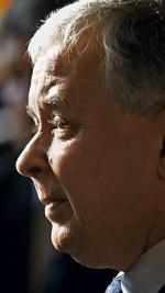 Premier obawia się, że podczas piątkowego nadzwyczajnego szczytu UE na temat kryzysu finansowego Lech Kaczyński  może prezentować inne stanowisko niż rząd 