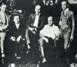 „Królowie” Hollywood: drugi od lewej – Adolf Zuckor, trzeci – Samuel Goldwyn, Żyd urodzony w Warszawie, jeden z założycieli wytwórni Metro-Goldwyn-Mayer 