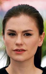 Anna Paquin – gra główną rolę w „Historii Ireny Sendler” 