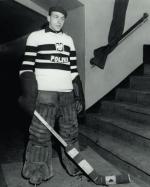 Tadeusz Israel Sachs – hokej na lodzie, bramkarz hokejowy, olimpijczyk z Lake Placid (1932), działacz i sędzia hokeja na lodzie 