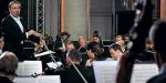 Valery  Giergiev  rządzi  kierowanymi przez siebie orkiestrami żelazną ręką  