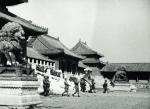 Japończycy w Zakazanym Mieście w Pekinie 