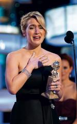 Kate Winslet z trudem powstrzymuje łzy wzruszenia 