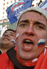 Aktywiści  Innej Rosji skandowali  na cześć Putina  na wiecu  pod murami Kremla 