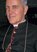 Biskup Richard Williamson neguje istnienie komór gazowych w hitlerowskich obozach zagłady 