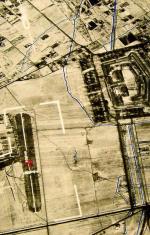 Niemiecki zwiad lotniczy ustalił 26 stycznia 1945 roku, że na tyłach Fortu Mokotowskiego (po prawej stronie zdjęcia) znajduje się jakieś pole startowe. Oznaczono je, dopisując, że ma około 400 metrów długości. Dziś to tereny KS Gwardia (archiwum zygmunta walkowskiego)