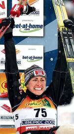 Justyna Kowalczyk jest pierwszą Polką, która zdobyła medal  w mistrzostwach świata w narciarstwie klasycznym.  Przed nią na podium stawało tylko ośmiu mężczyzn