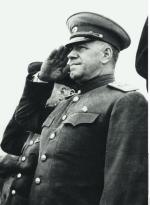 Marszałek Gieorgij Żukow, fotografia z 1945 r.
