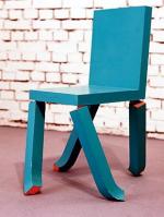 Paweł Grunert „Krzesło przewrotne” (1994), drewno