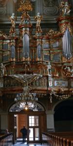 Organy  w kościele  św. Anny  zrobione są  na wzór  instrumentu  z przełomu  XVII – XVIII  wieku