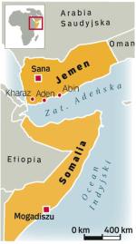 Mieszkańcy Somalii uciekają do Jemenu przed anarchią i bezprawiem. Ich kraj jest na pierwszym miejscu listy najniebezpieczniejszych państw świata. Na północy uzbrojone klany nieustannie toczą ze sobą wojny o wpływy. Na południu rządzą powiązani z al Kaidą islamiści. 
