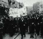 Manifestacja w Warszawie po przystąpieniu mocarstw  zachodnich do wojny, 3 września 1939 r. 