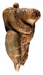 Wenus  z Hohle Fels  ma zamiast głowy zaczep. Figurka liczy  ok. 35 tys. lat (fot. H. Jensen; Univ. of Tubingen)