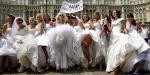 Panny młode przemaszero-wały  w niedzielę ulicami Bukaresztu