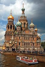 Petersburskie cerkwie budowane były w wielu stylach architektonicznych