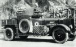 Brytyjski samochod pancerny Rolls-Royce strzegący bazy lotniczej RAF w Habbaniji, Irak, 1941 r. 