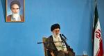  Przywódca duchowy Iranu ajatollah Ali Chamenei gromił wczoraj Zachód: – Przywódcy aroganckich państw, które wsadzają nos w sprawy  Islamskiej Republiki Iranu, muszą wiedzieć, że kiedy mieszają się do jego spraw wrogowie, naród ten pokaże im zaciśnięte pięści