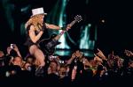 W czwartek Madonna wystąpiła w paryskiej hali Bercy. 15 sierpnia zaśpiewa na Bemowie. 