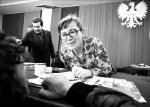 Anna Walentynowicz i Lech Wałęsa podczas obrad Międzyzakładowego Komitetu Strajkowego, Stocznia  Gdańska im. Lenina, sierpień 1980 r.