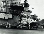 Start myśliwca Grumman F4F Wildcat z lotniskowca USS „Yorktown”, koniec 1941 r. 