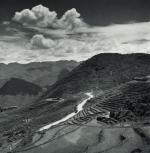 Tzw. droga birmańska wiodąca z pólnocnej Birmy do Chin, którą alianci przewozili zaopatrzenie dla wojsk Kuomintangu, ok. 1942 r. 