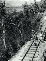 Jeńcy alianccy podczas budowy linii kolejowej z Bangkoku do Rangunu
