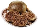 Haggis – kiszkę wypełnioną owczymi podrobami  na śniadanie jedzą Szkoci