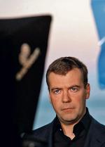Dmitrij Miedwiediew skrytykował „antyrosyjskie stanowisko Ukrainy” oraz „uparte dążenie do NATO” władz kraju 