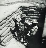 Brytyjski moździerz na stanowisku pod Alamajn 