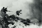Brytyjska piechota atakuje na bagnety pod Alamajn, początek listopada 1942 r. 
