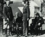 Uczestnicy konferencji w Casablance – stoją: gen. Giraud i de Gaulle, siedzą: Roosevelt i Churchill 