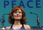Susan Sarandon podczas konferencji „Cinema for Peace” na festiwalu filmowym w Berlinie