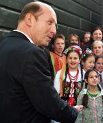 Maciej Płażyński, szef Wspólnoty Polskiej, przyznaje, że pomysł zorganizowania lekcji dla polskiej młodzieży nie był konsultowany z władzami oświatowymi Litwy. Na zdjęciu w 2007 roku