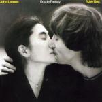John Lennon & Yoko Ono, „Double Fantasy” z autografem Lennona kosztuje 525 tys. dolarów