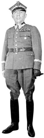 Gen. Karol Świerczewski – militarny geniusz – przegrał wielką bitwę na trzy dni przed samobójstwem Hitlera 