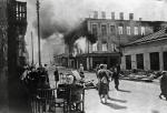 Mieszkańcy na ulicy wyzwolonego Mińska, czerwiec 1944 r. 