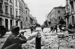 Sowieccy piechurzy podczas walk o Lwów, 23 lipca 1944 r. 