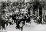 Kawaleria niemiecka na ulicach Warszawy, 5 sierpnia 1915 r. 